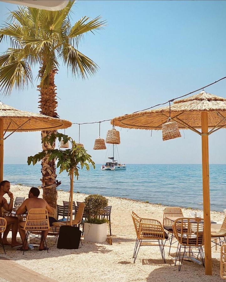 Athens Seaside Glyfada Suites Bagian luar foto